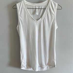 Athleta white tank size small
